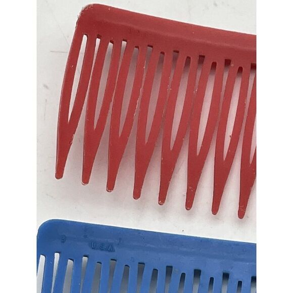 Goody USA Vintage Hair Combs Lot Of 3 Red Blue Yellow 3" - Picture 6 of 6